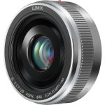 Panasonic H-H020 LUMIX G širokouhlý objektív s pevnou ohniskovou vzdialenosťou (20 mm (40 mm ekv), clonou F1.7, filtrom 46 mm, mikro 4/3), striebrom