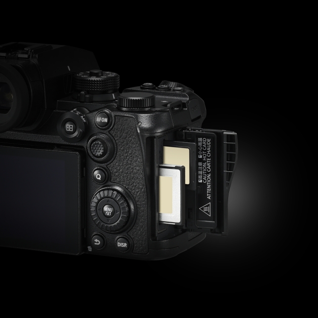 Panasonic DC-S1RM2ME 1 ast 2635419.jpg.pub .thumb .644.644