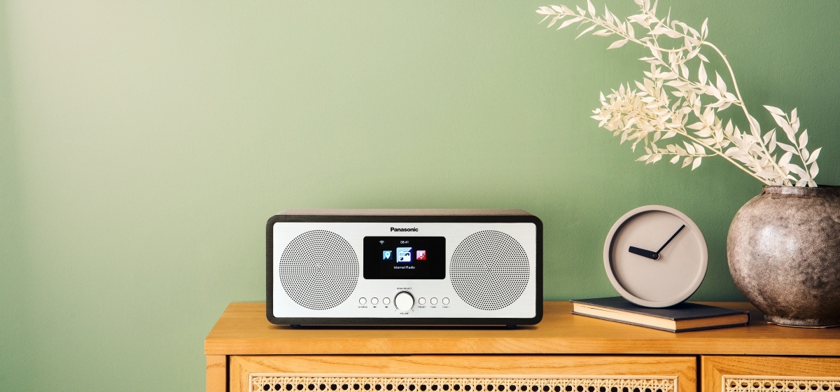 Panasonic RF-D40EG-K ast 2624492.jpg.pub .crop .pc .thumb .640.1200
