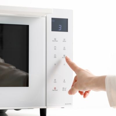 Panasonic NN-DF37PWEPG 1 04 pressing20the20cooking20mode DF37