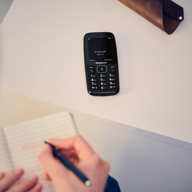 Panasonic KX-TF400EXB ast 2755121.jpg.pub .thumb .644.644