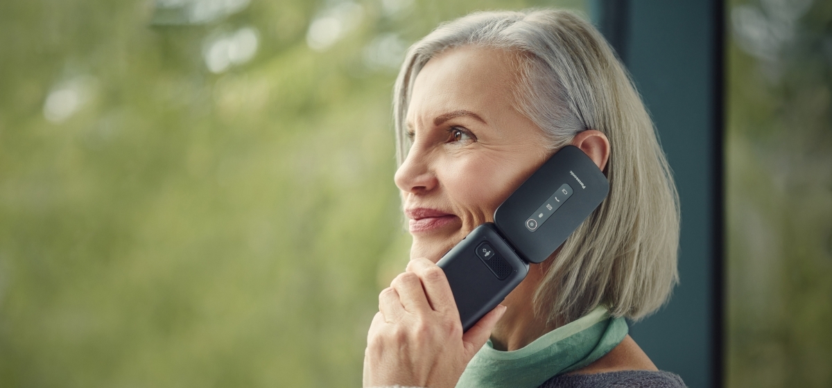 Panasonic KX-TU550EXB ast 2041304.jpg.pub .crop .pc .thumb .640.1200