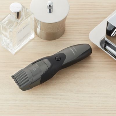 Panasonic ER-EGB45S503 Panasonic ER-EGB45S bezdrôtový zastrihávač brady (20 dĺžok 0.5–10mm, na mokro/sucho, nabíjacia základňa, umývateľný pod vodou, puzdro) 27 Panasonic ER-EGB45S503 1 mens 2025 OV seemore ER EGB45S 09